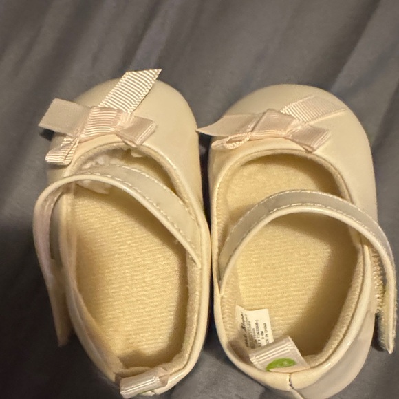 Kids' Multi-Color Shoe Set - Picture 3 of 7